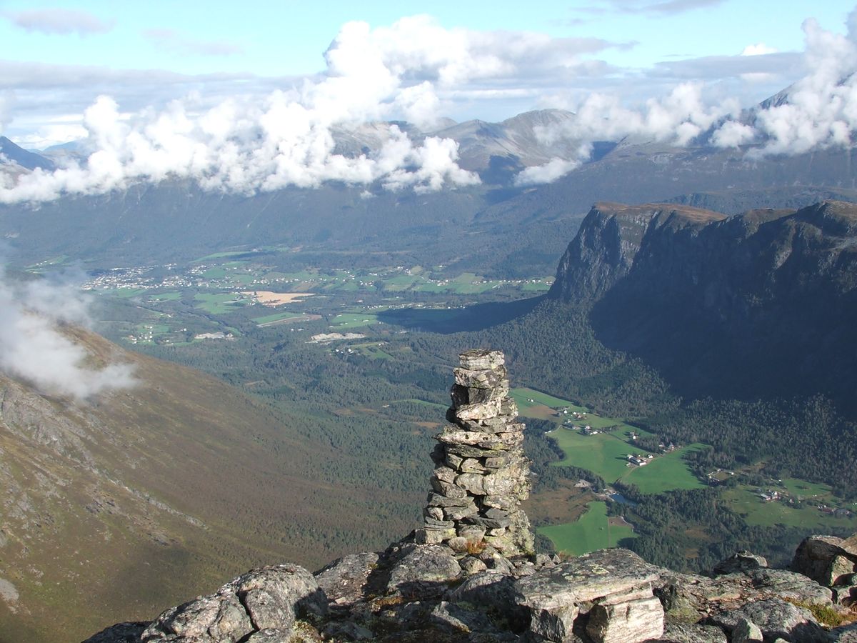 Varden på Middagsfjellet