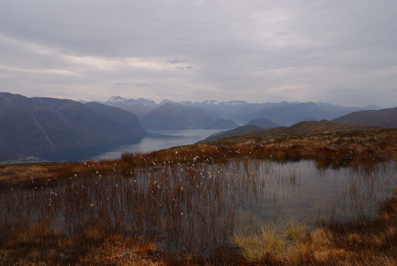 Romsdalsfjorden frå Strandafjellet i Isfjorden