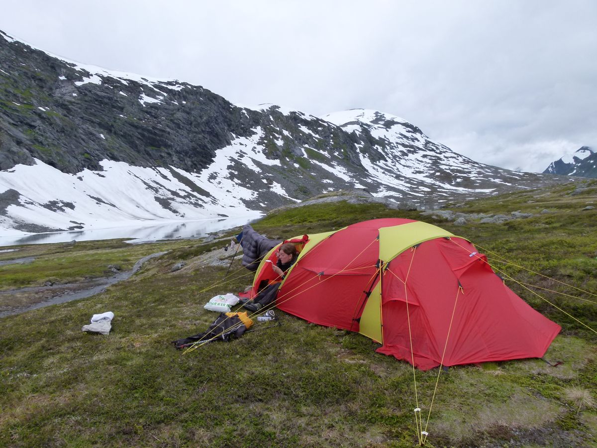 Teltplass ved Litlelangdalsvatnet