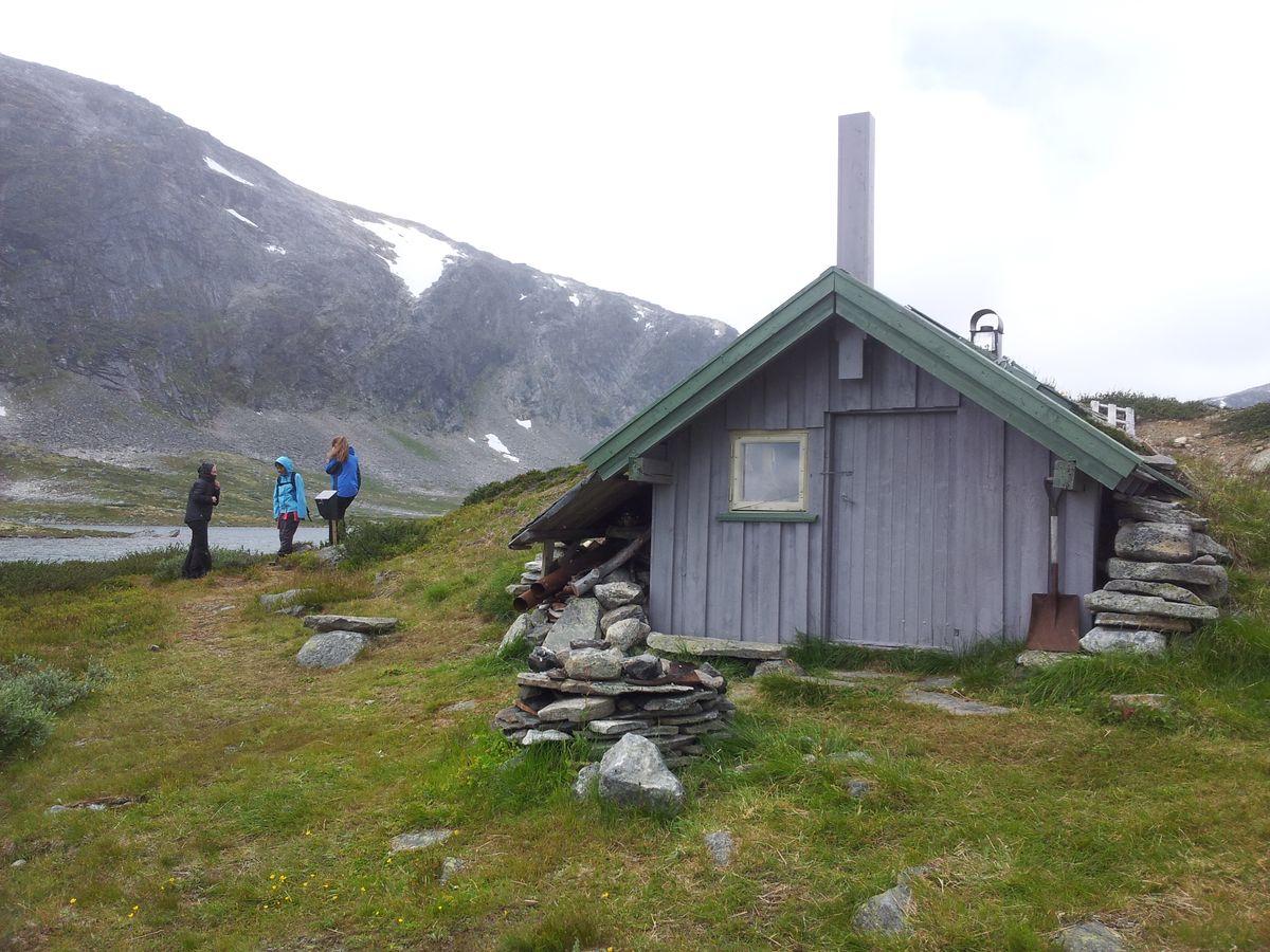 Åpen hytte i Grovaskaret